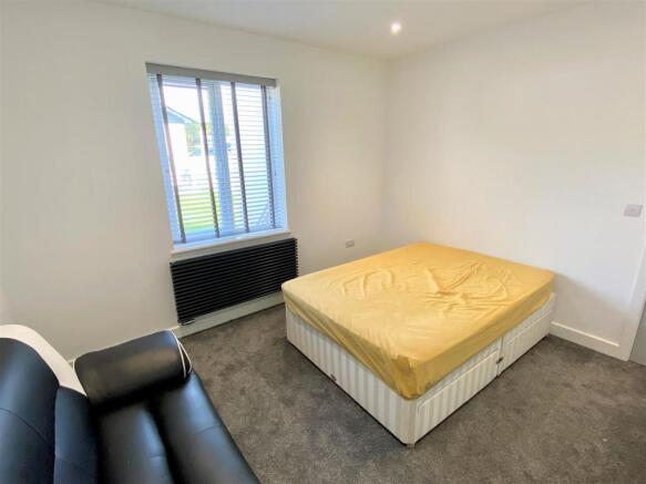 21 East Road Bedroom 4