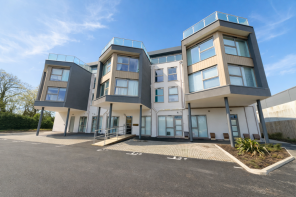 Flat 34, 153 Bowmont Place, Somerford Road, Christchurch BH23 3FN