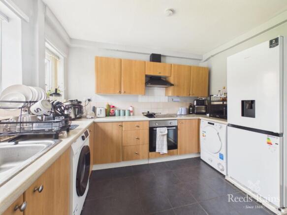3 bed Semi-Detached for sale Image 7