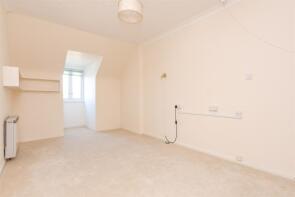 43, Canterbury Court, Station Road, Dorking RH4 1HH