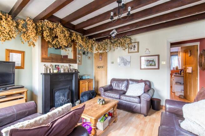 Sitting Room 2.jpg