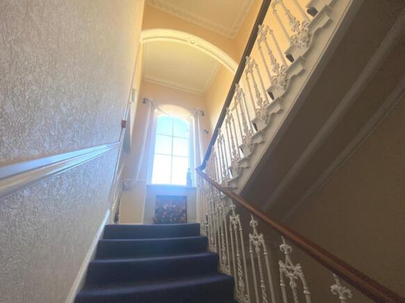 Grand communal stair