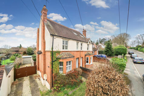 Sedgewell Road, Sonning Common, Reading, Oxfordshire, RG4