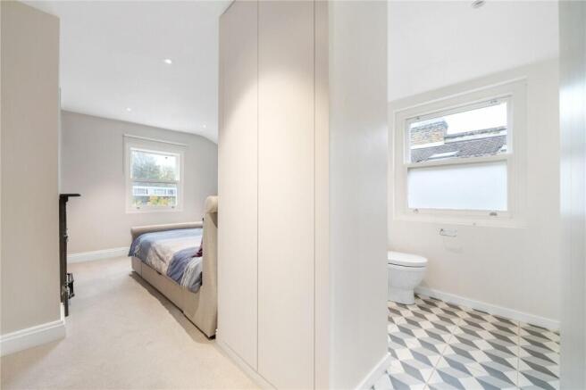 Bathroom 2 P1