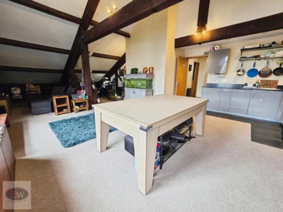 2 bed Penthouse for sale Image 4