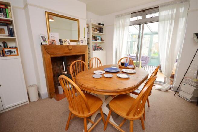 Dining Room.JPG