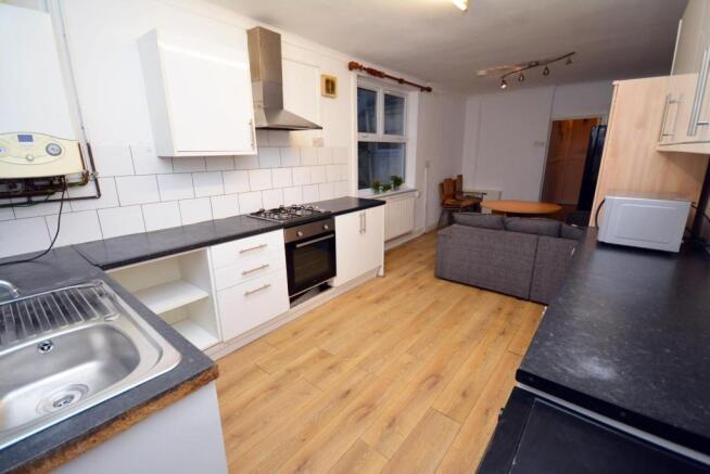 Open Plan Living Room / Kitchen