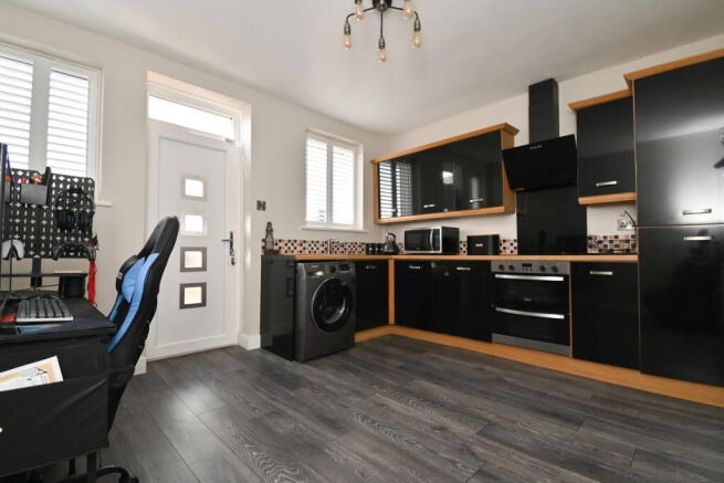 2 bed End of Terrace for sale Image 5