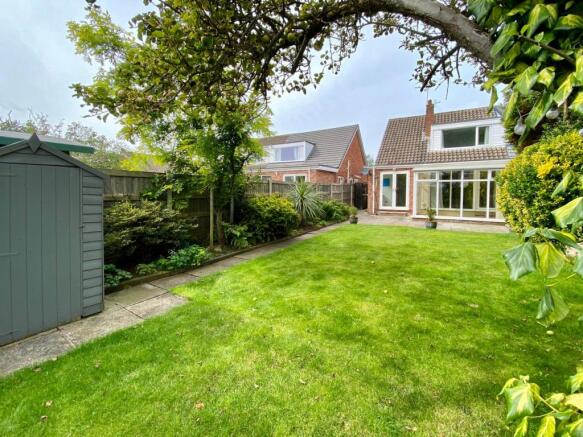 Wicks Green - rear g