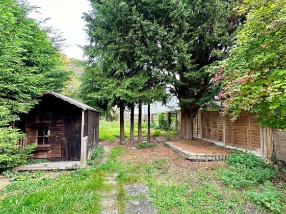 mid-rear garden