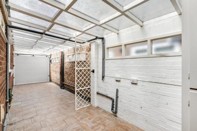 2 bed Bungalow for sale Image 12