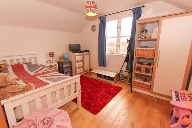 Photo 11