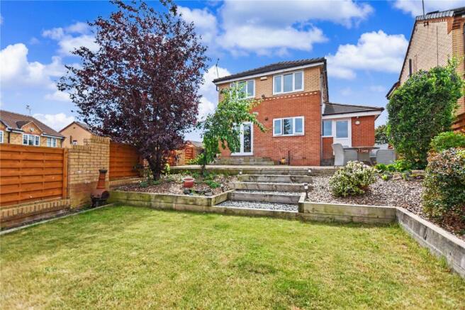 4 bed Detached for sale Image 12