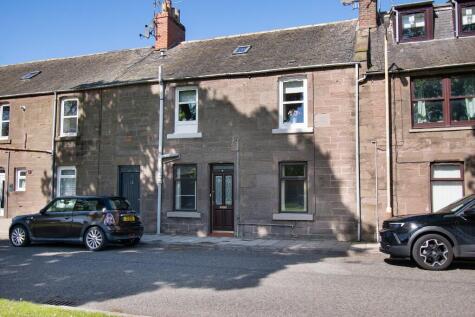 Whites Place, Montrose, Angus, DD10
