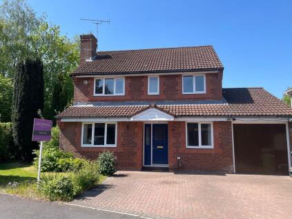 Lucerne Gardens, Hedge End