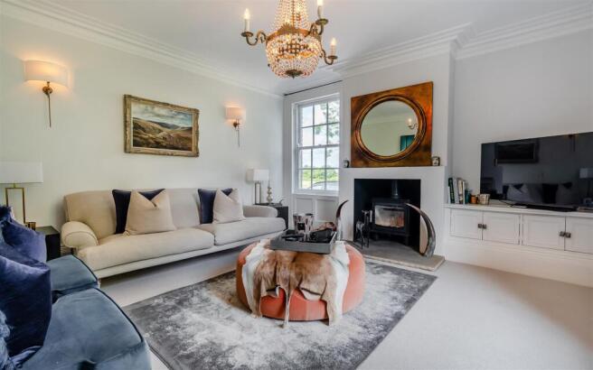 8647023-interior11.jpg