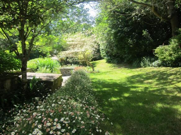 Front Garden Detail