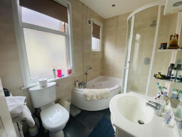 Family bathroom
