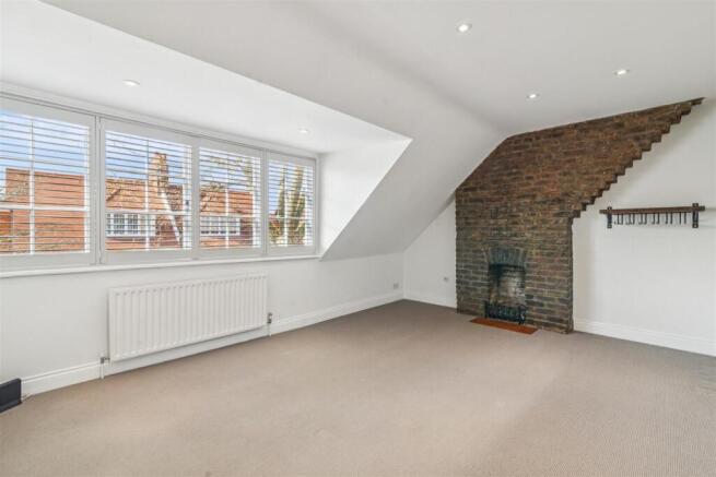 Priory Avenue, W4 - FOR SALE