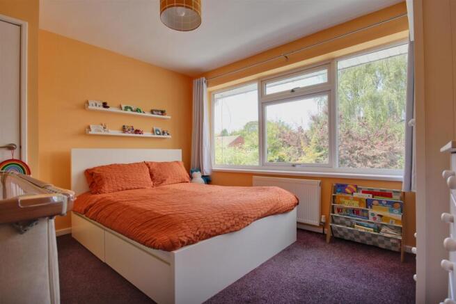 3 bed Semi-Detached for sale Image 7