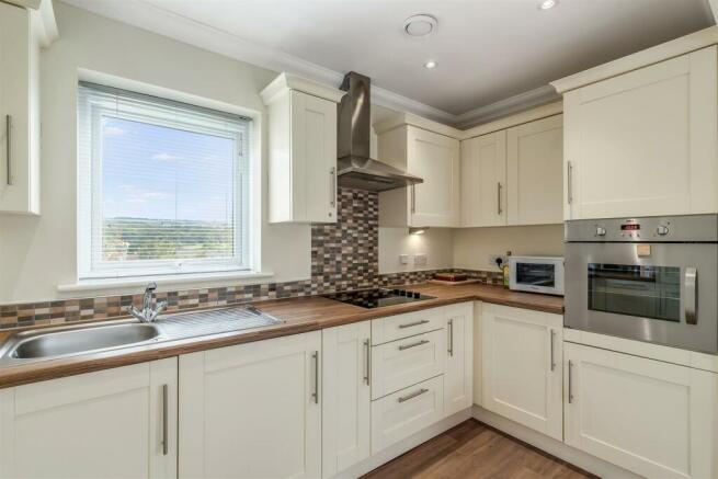 1 bed Apartment for sale Image 5