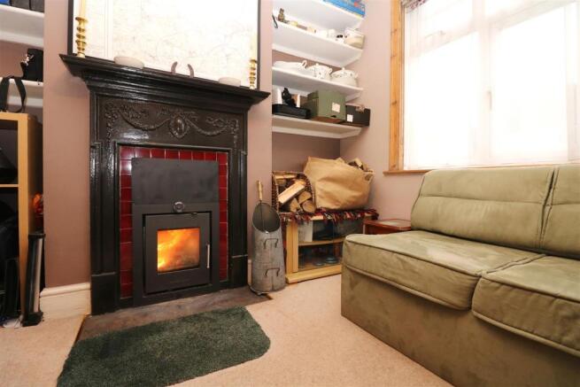 Log burner.JPG