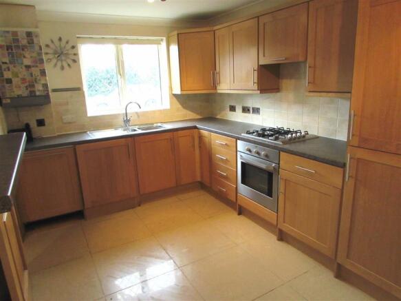 Kitchen/Breakfast Ro