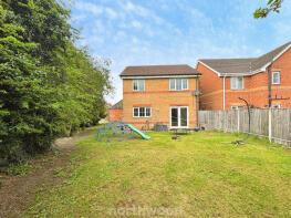 34, Highfield Close, Dunscroft, Doncaster DN7 4GA