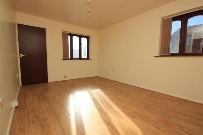 Lounge 1