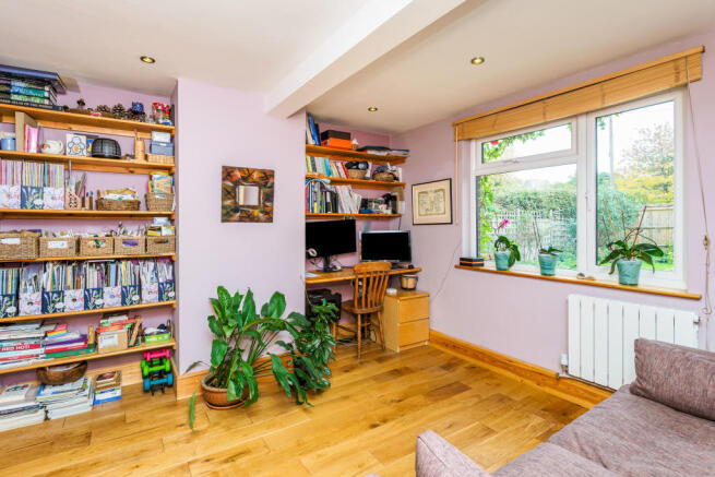 Photo 6