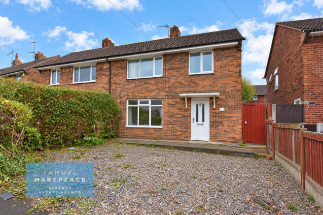 Three Bedroom Semi Detached Property to Let with