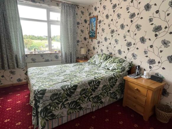 Bedroom,.jpg