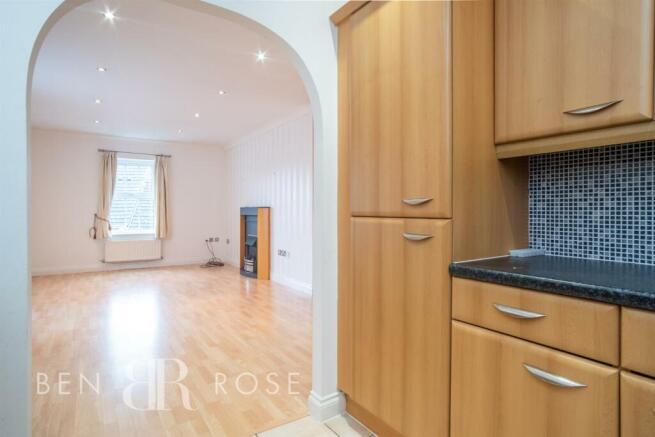 Kitchen/Lounge