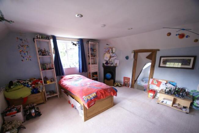 Photo 8