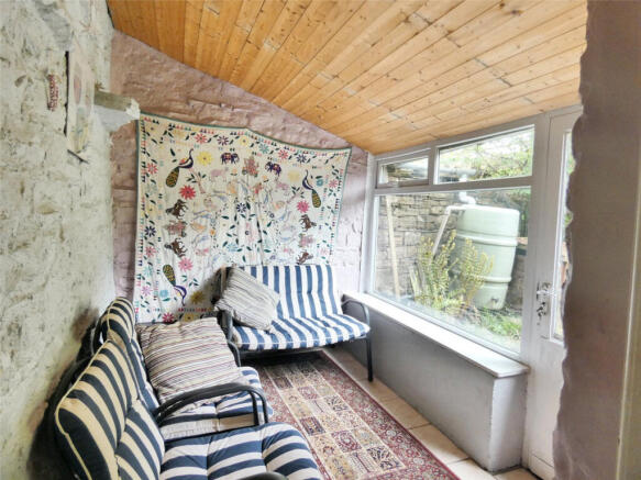 2 bed Terraced for sale Image 9