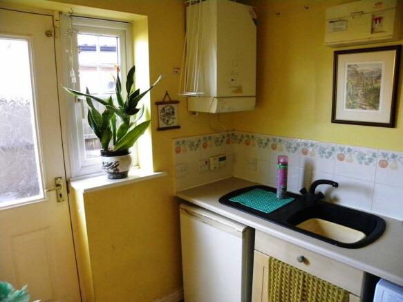 Photo 8