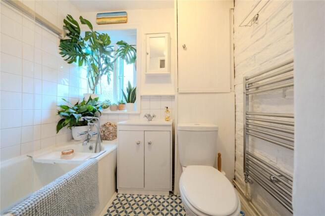 2 bed Terraced for sale Image 9