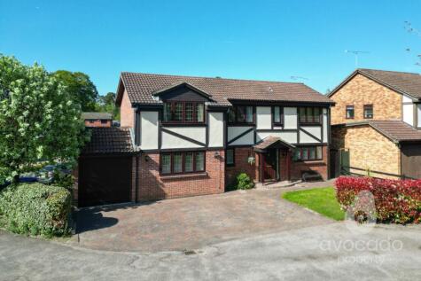 Cheylesmore Drive, Frimley, Camberley, Surrey, GU16 9BN