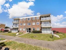Flat 47, Kingsley Court, Overstrand Avenue, Littlehampton BN16 2JS