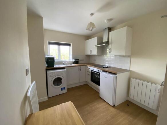 Kitchen / Living Roo