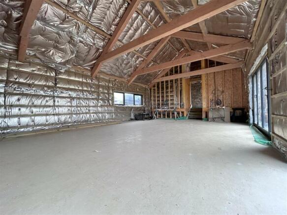 MAIN BARN LIVING SPACEjpeg
