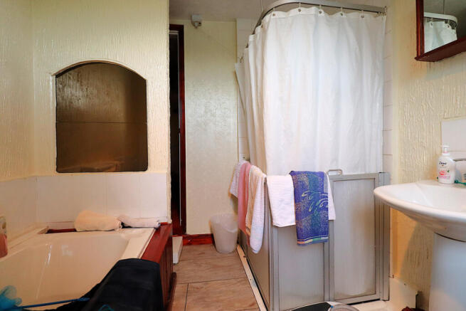 2 bed Terraced for sale Image 10