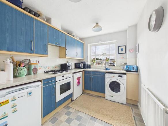 2 bed Apartment for sale Image 7