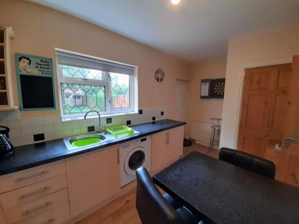 Kitchen/Dining