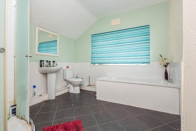 1 bed House Share to rent Image 7