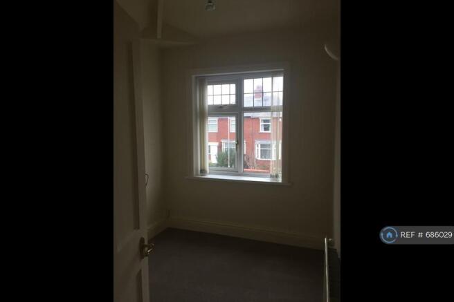 Front Bedroom 3 - Photo 1