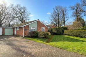 2, Ambleside Close, Mytchett, Camberley GU16 6DG