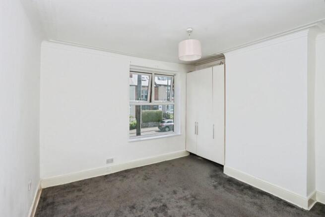 3 bed Terraced for sale Image 5