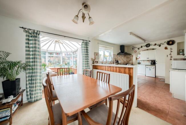 South Green Drive, Stratford-upon-Avon, CV37 photo 2