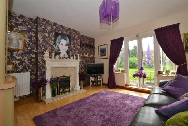 lounge.jpg